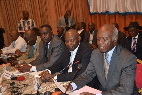 Article : L’éventuel 3e mandat de Kabila scinde l’opposition